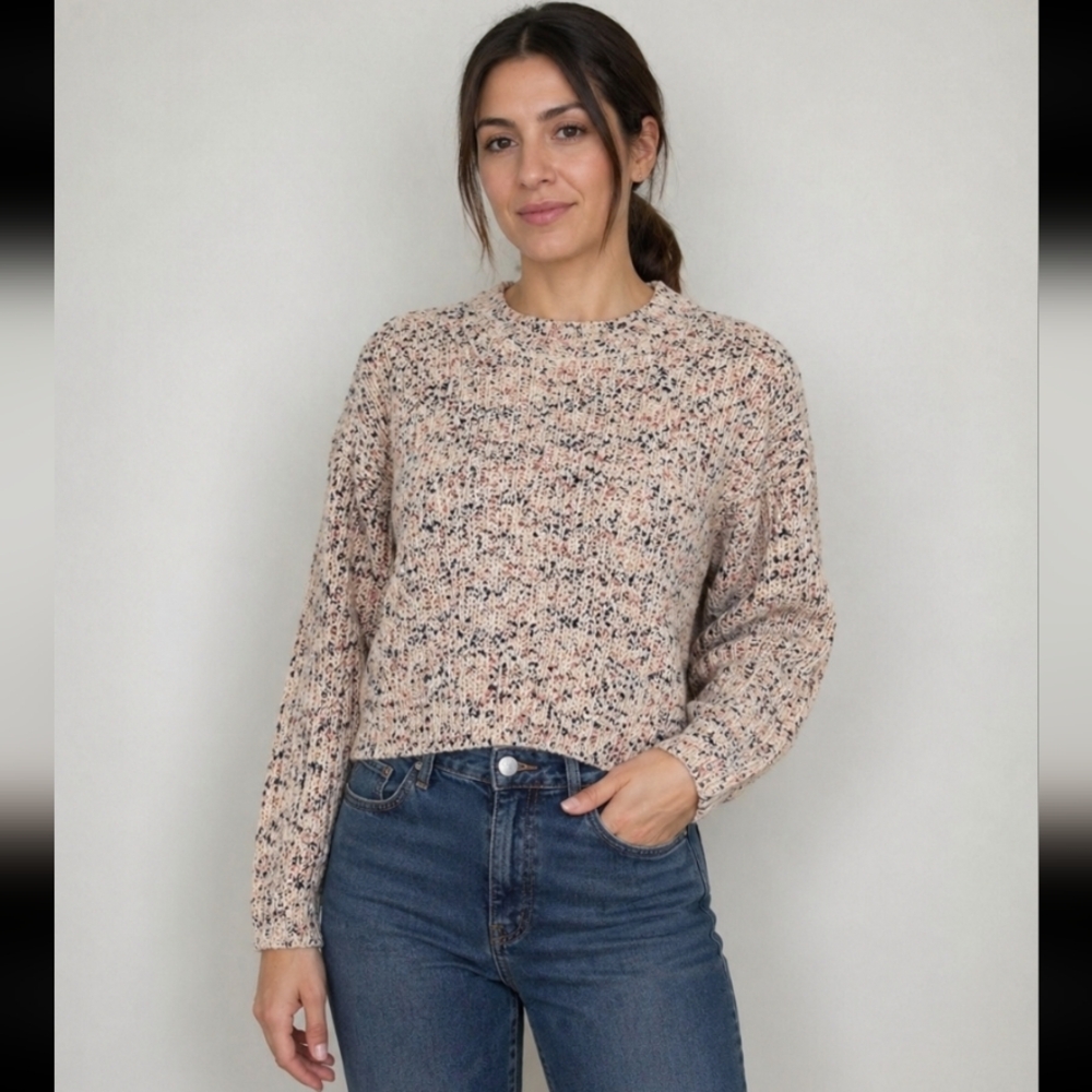 HIPPIE Rose Chunky Knit Crop Sweater Small